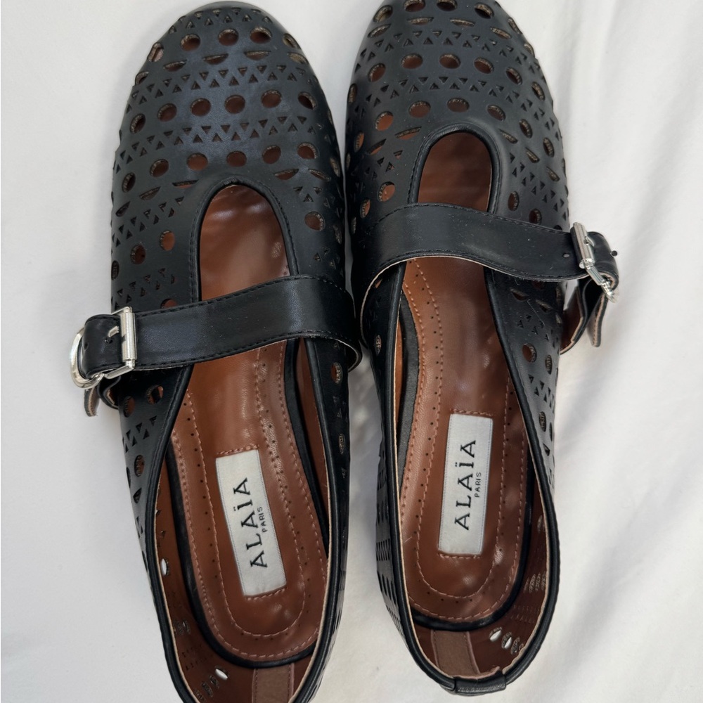 Brand New Mary Jane’s size 7